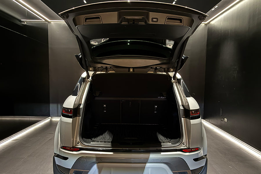 Range Rover Evoque P300 R-Dynamic HSE